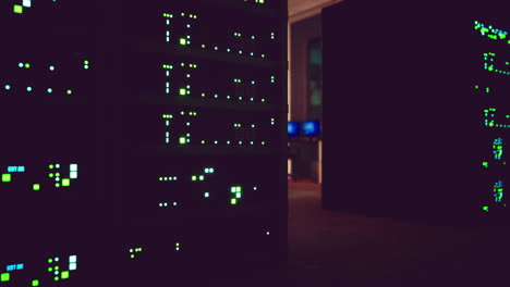 Moderner-Serverraum-Mit-Supercomputer-Licht